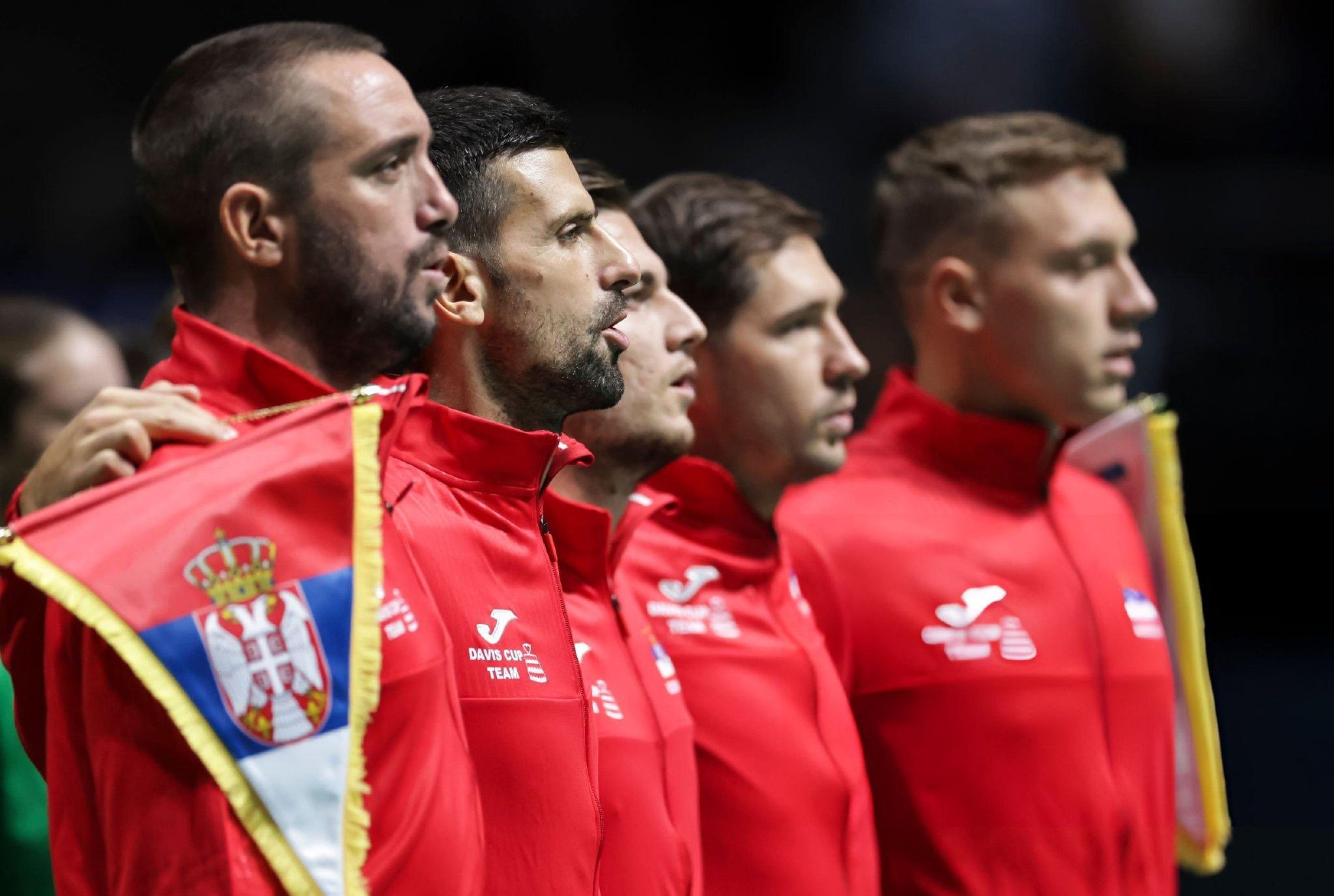 戴维斯杯逆转法网，德约科维奇统治全场