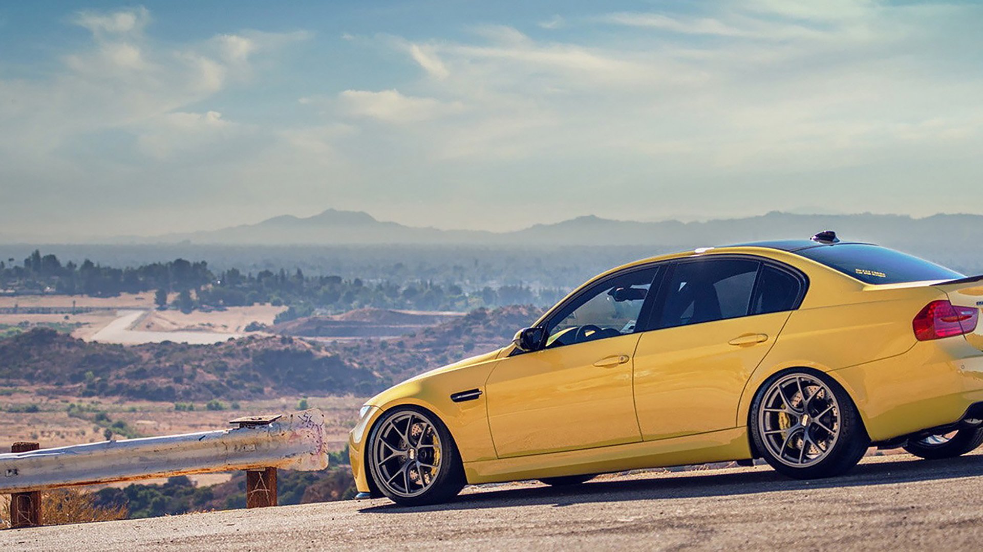 F1摩纳哥站的足球剧本，当德里赫特在弯道强压利物浦