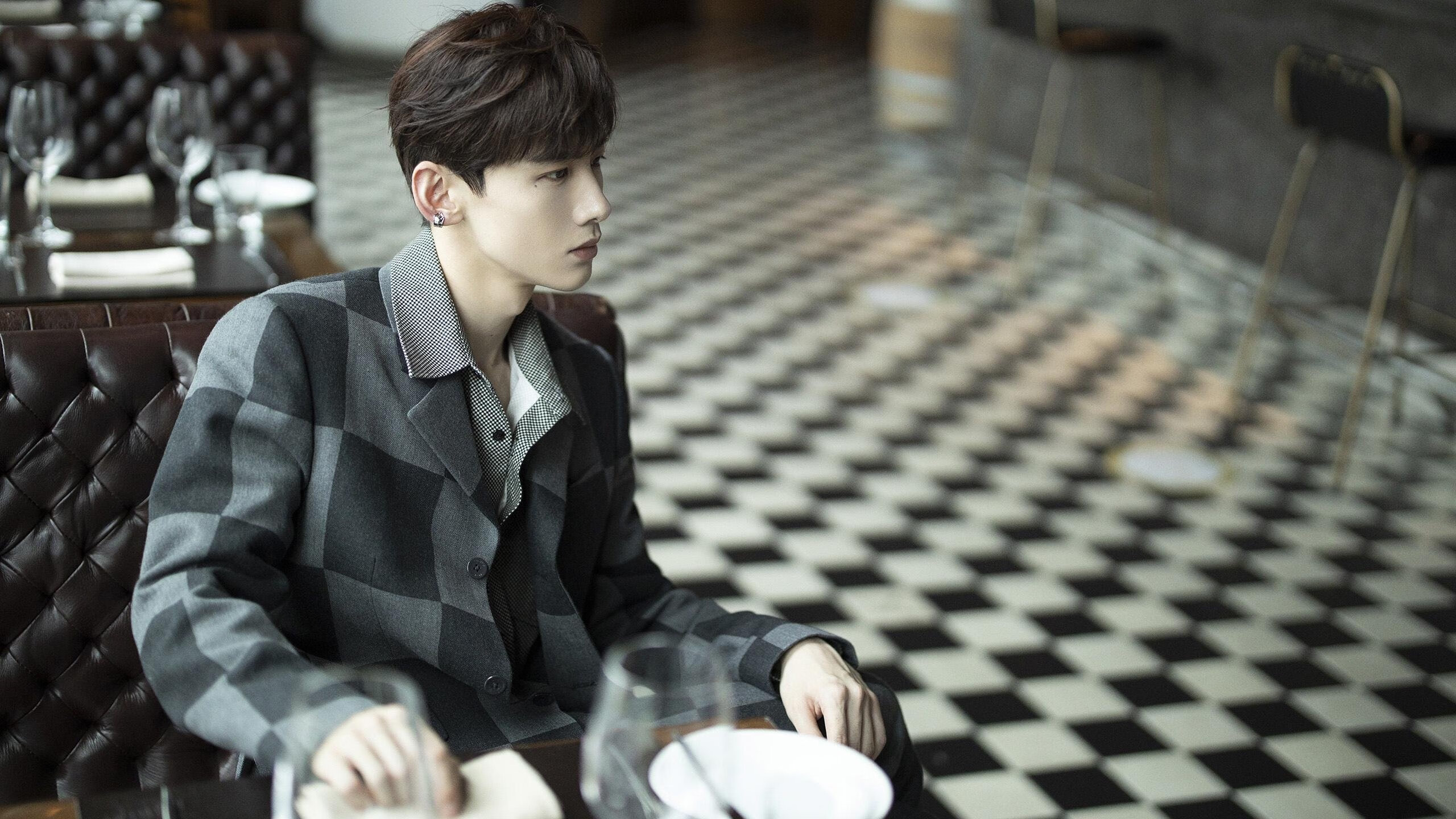 跨越经纬的足球诗篇,当乌拉圭的沉稳遇上新西兰的晨光与萨拉赫的热焰