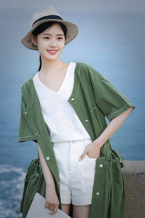 跨越经纬的足球诗篇,当乌拉圭的沉稳遇上新西兰的晨光与萨拉赫的热焰