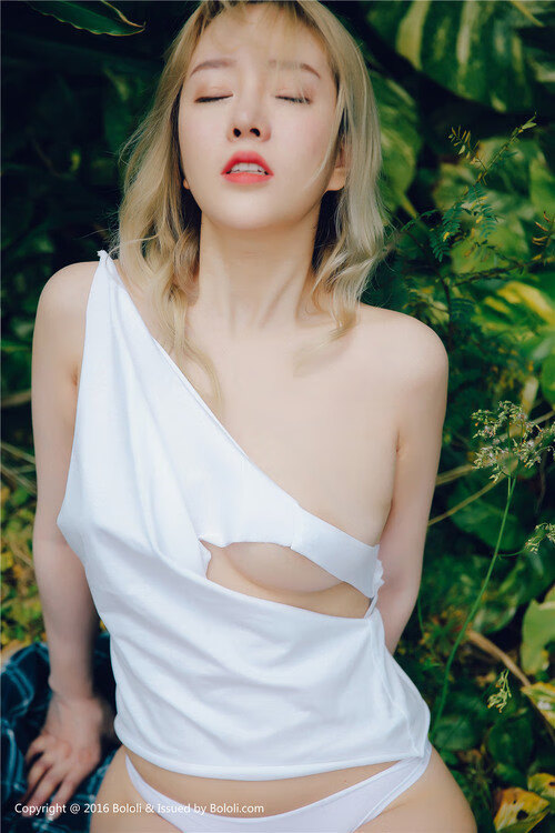 跨越国界的正名之战，当意甲冠军对决绿茵岛国，奥斯梅恩一脚定乾坤的价值