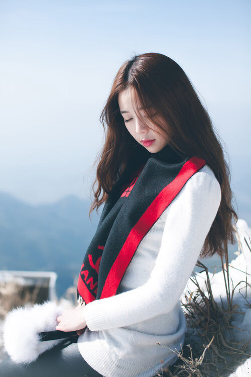 当未来赢家遇上此刻王者,哈利伯顿点燃绿衫军争冠路上的警醒